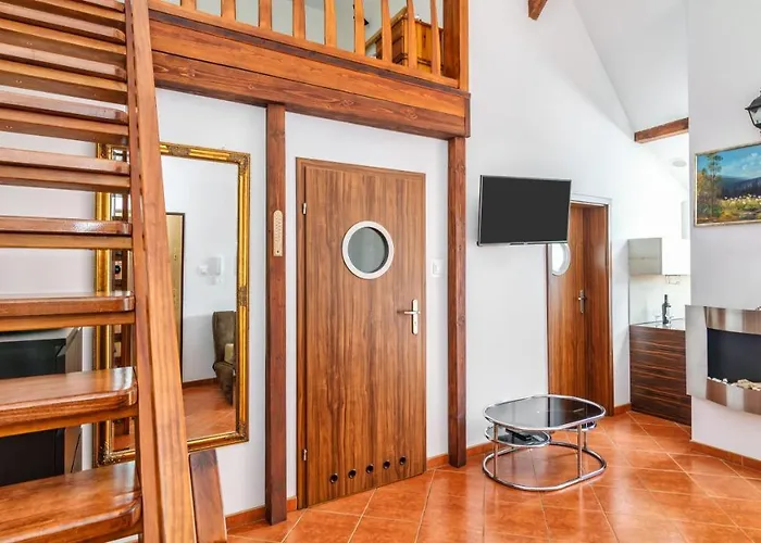 Piamola Powstancow Warszawy Apartman *