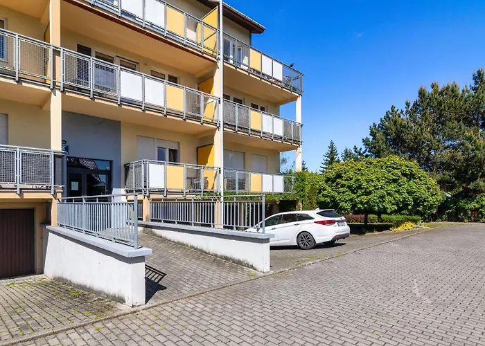 Piamola Powstancow Warszawy Apartman *